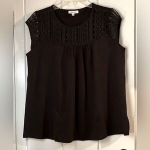Black Knit crochet detail cap sleeve top Misses Size M from The Pulse Boutique
